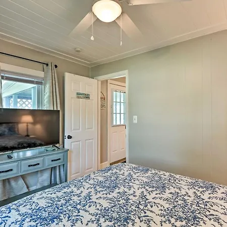 The Blue Crab Cottage - 3 Blocks From The Beach! Colonial Beach Exterior photo