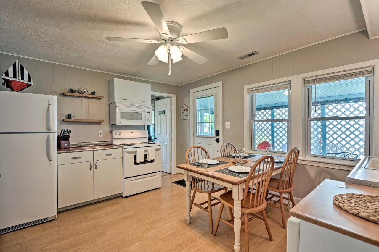 Holiday home The Blue Crab - 3 Blocks From The Beach! *