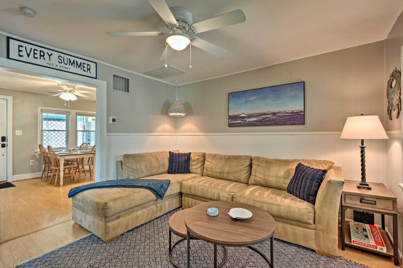 Holiday home The Blue Crab - 3 Blocks From The Beach!