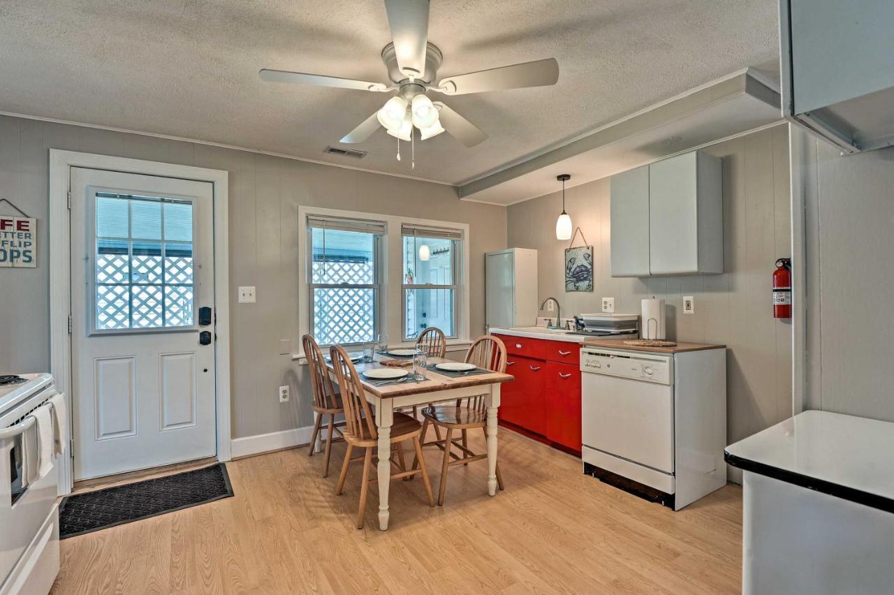 Holiday home The Blue Crab - 3 Blocks From The Beach! Colonial Beach