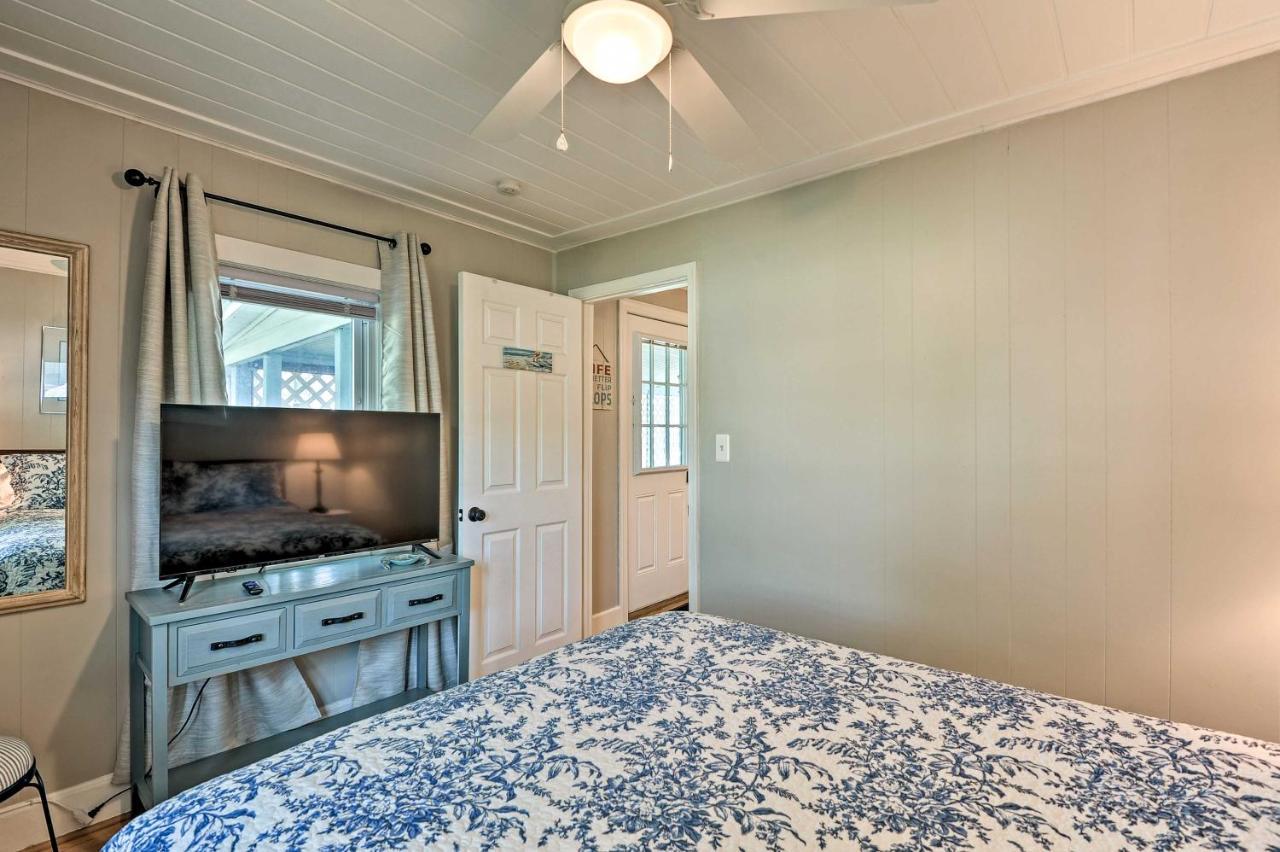 Holiday home The Blue Crab - 3 Blocks From The Beach! *