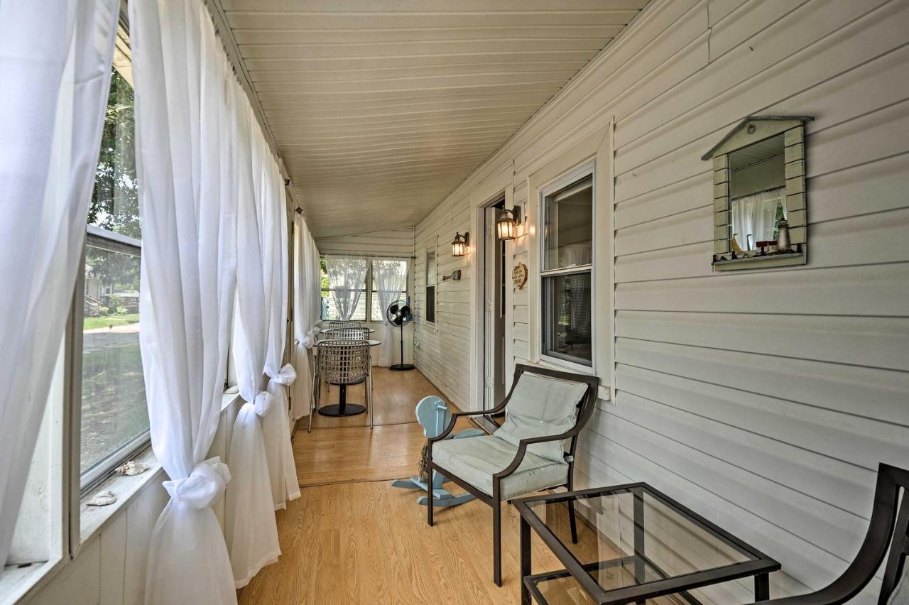 The Blue Crab - 3 Blocks From The Beach! Holiday home *